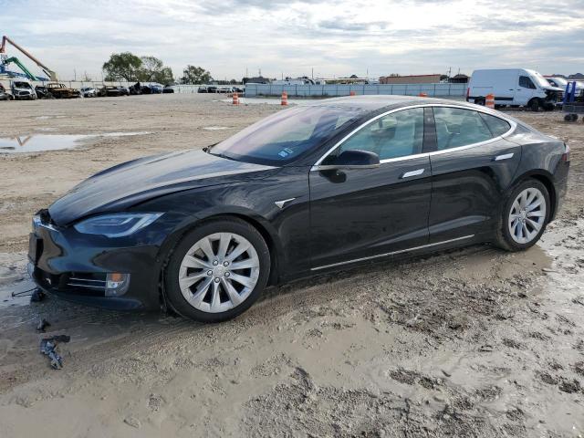 Tesla Model s (2017)