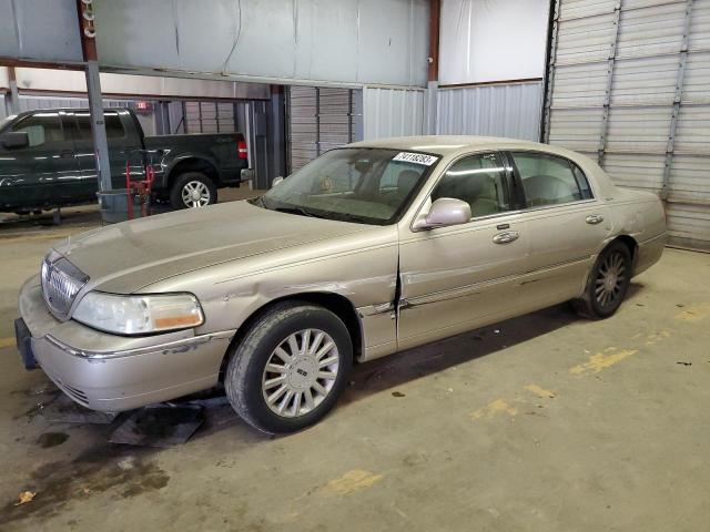 Lincoln Towncar (2005)