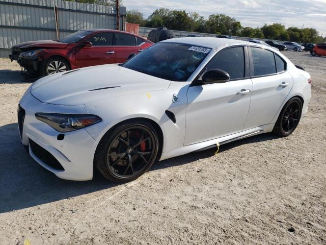Alfa-romeo Giulia (2017)