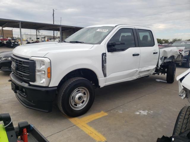Ford F250 (2023)
