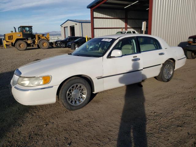 Lincoln Towncar (2000)