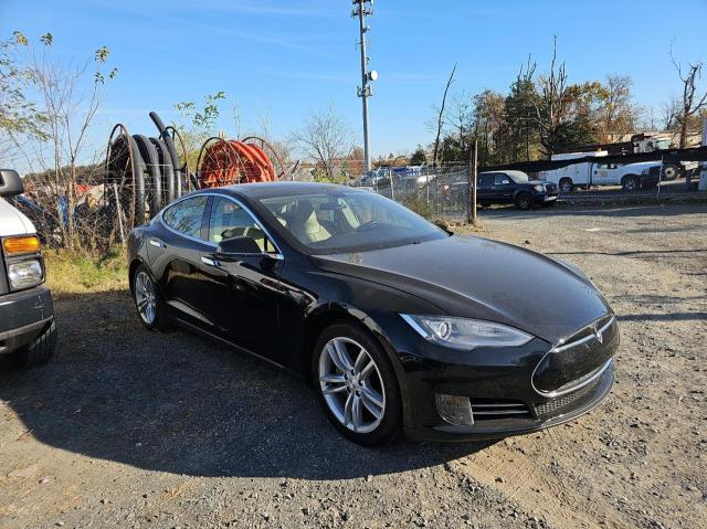 Tesla Model s (2013)