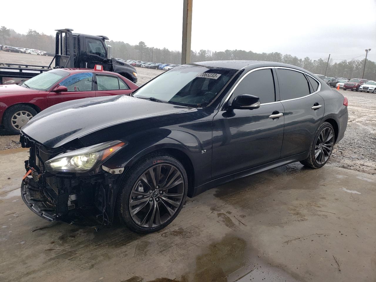 Infiniti Q70 (2016)