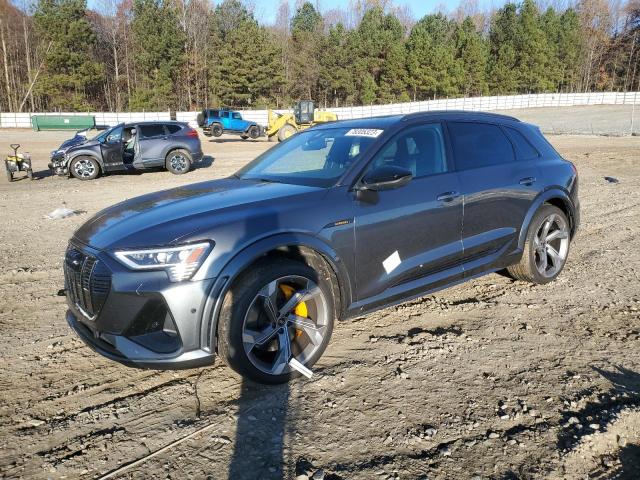 Audi E-tron s (2022)