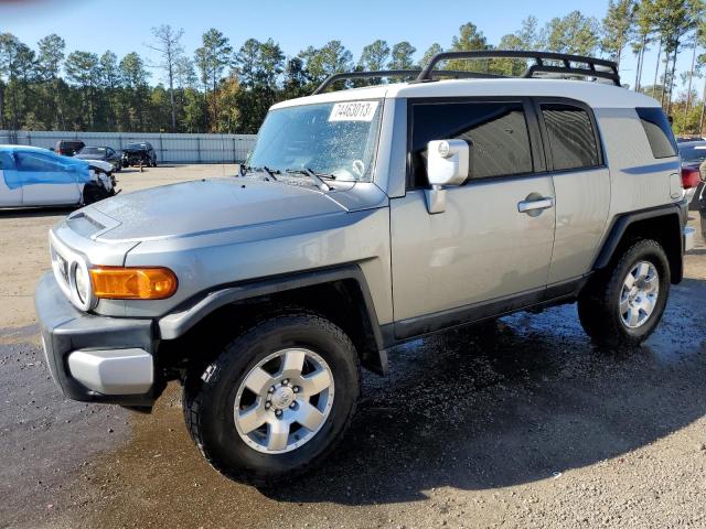 Toyota Fj cruiser (2010)