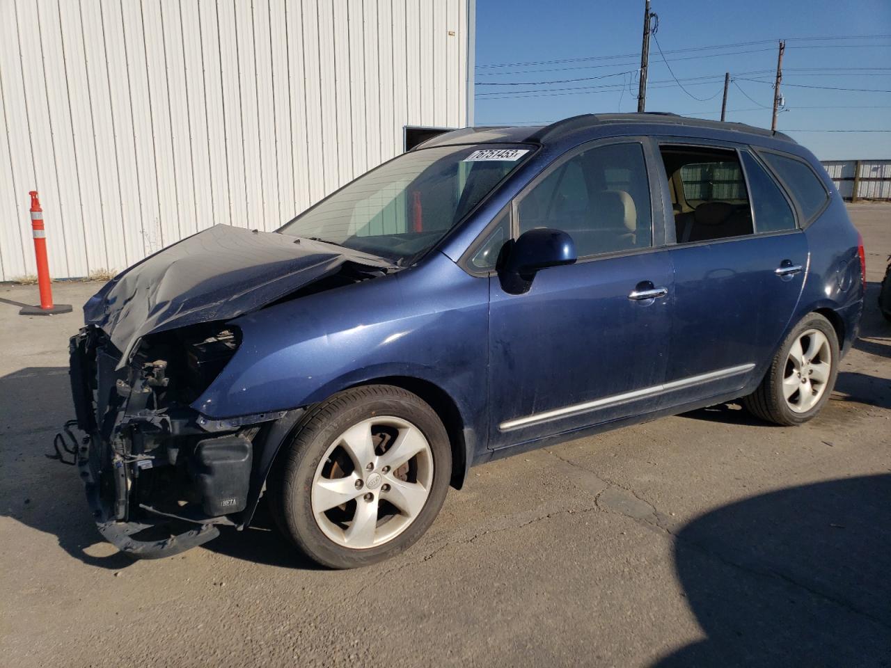 Kia Rondo (2008)
