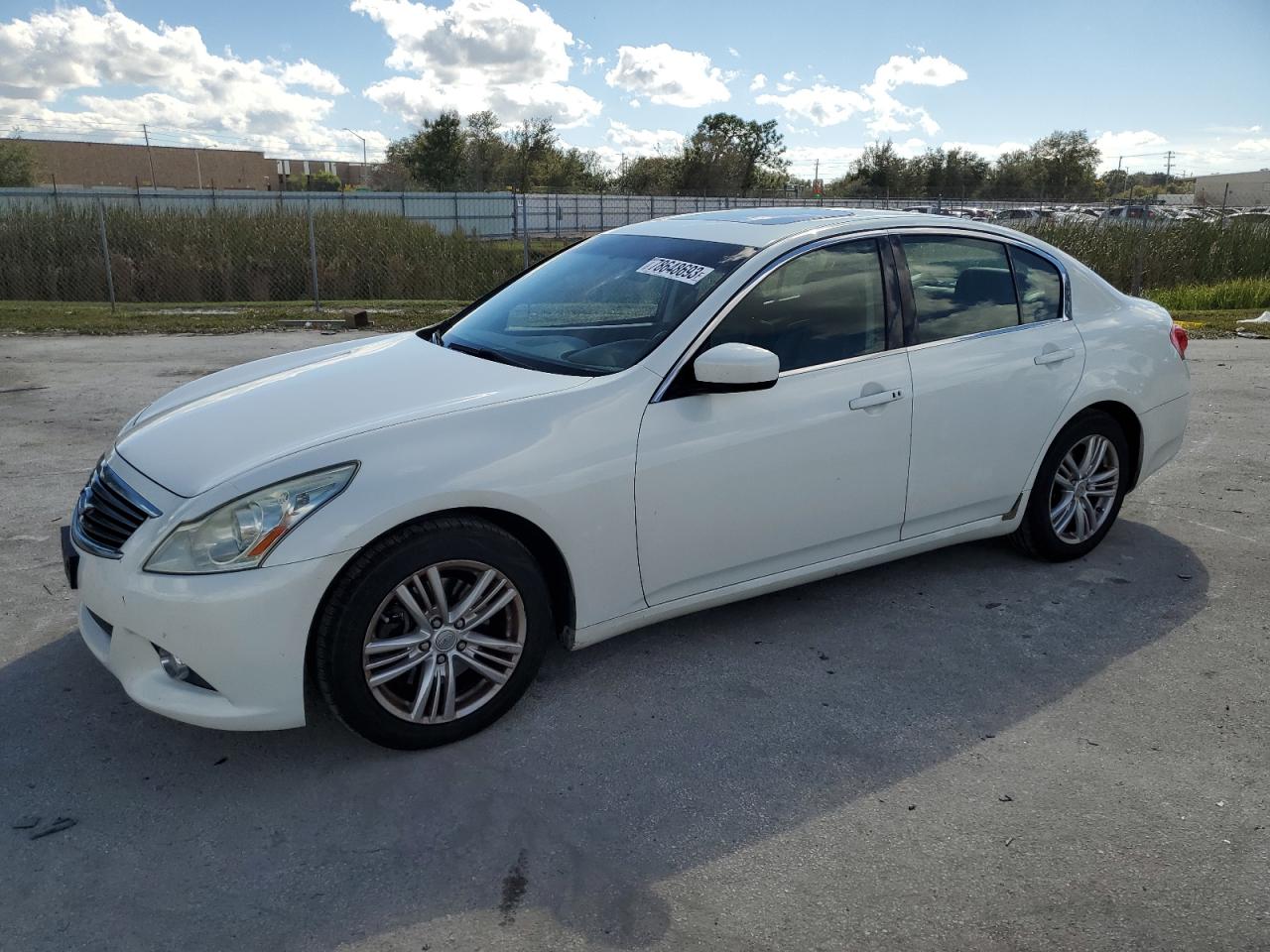 Infiniti G (2013)