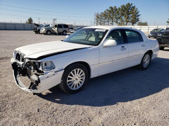 Lincoln Towncar (2003)