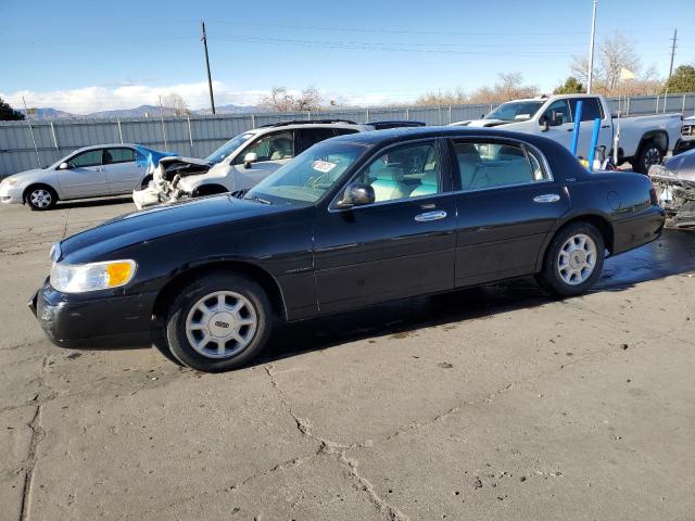 Lincoln Towncar (2000)