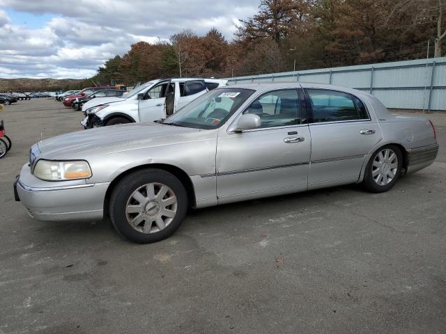 Lincoln Towncar (2006)