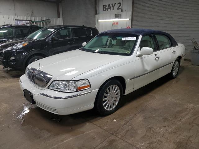 Lincoln Towncar (2003)