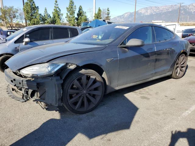 Tesla Model s (2015)