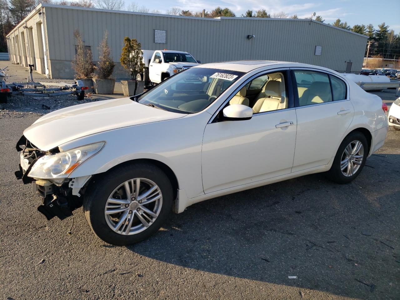 Infiniti G37 (2013)