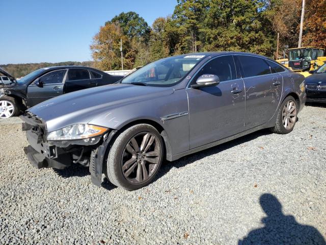 Jaguar Xj (2011)