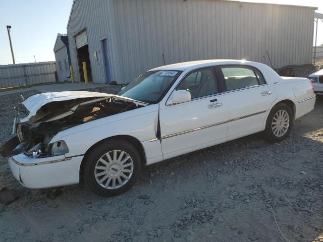 Lincoln Towncar (2005)