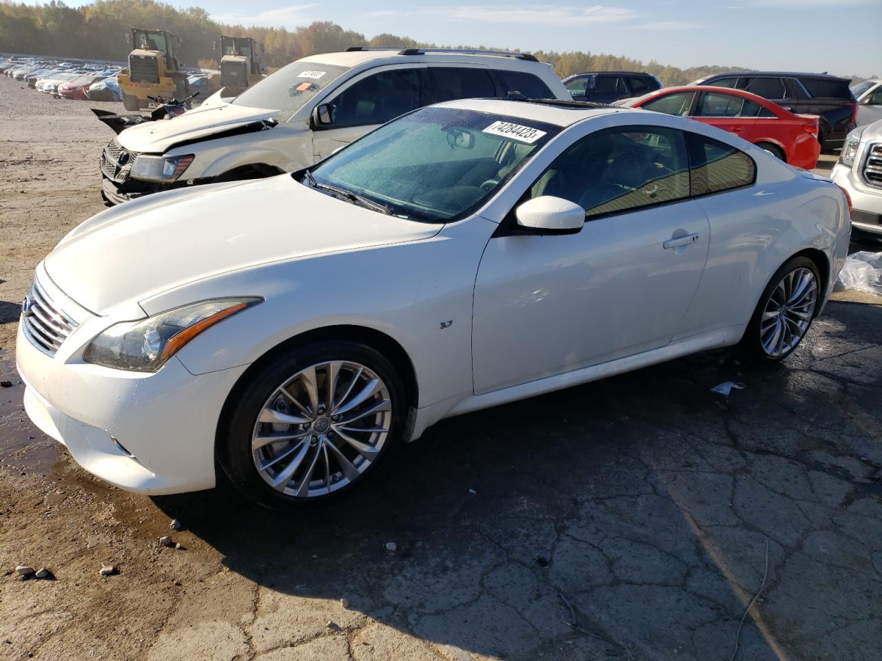 Infiniti Q60 (2015)