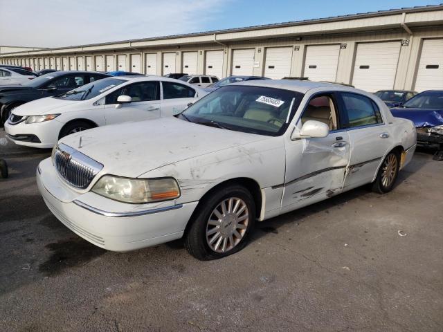 Lincoln Towncar (2004)