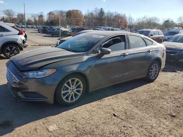 Ford Fusion se (2017)