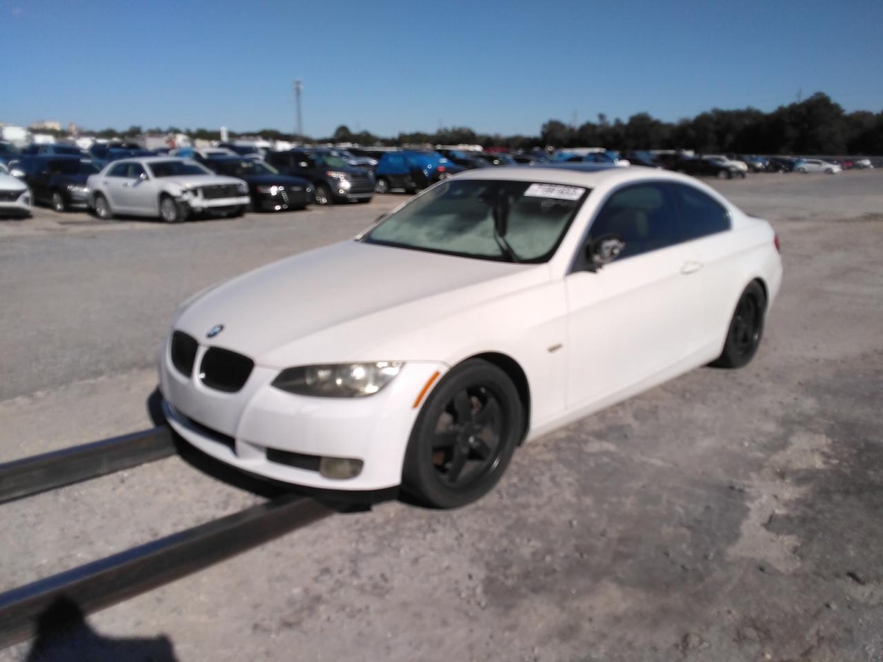 Bmw 328 i sule (2009)