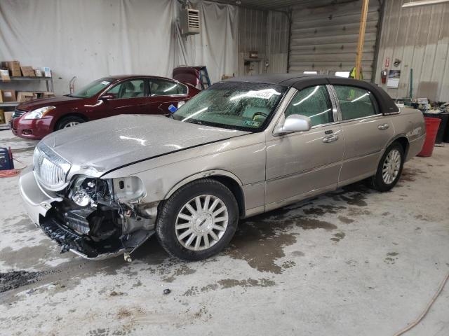 Lincoln Towncar (2003)
