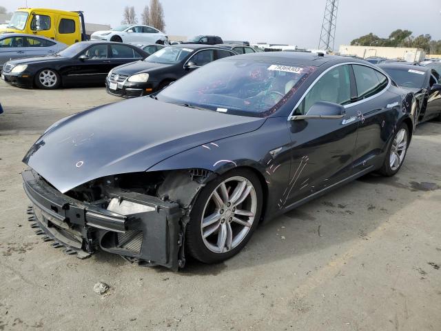 Tesla Model s (2015)