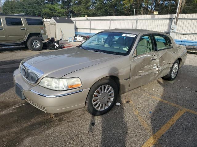 Lincoln Towncar (2004)