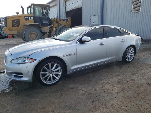Jaguar Xj (2011)