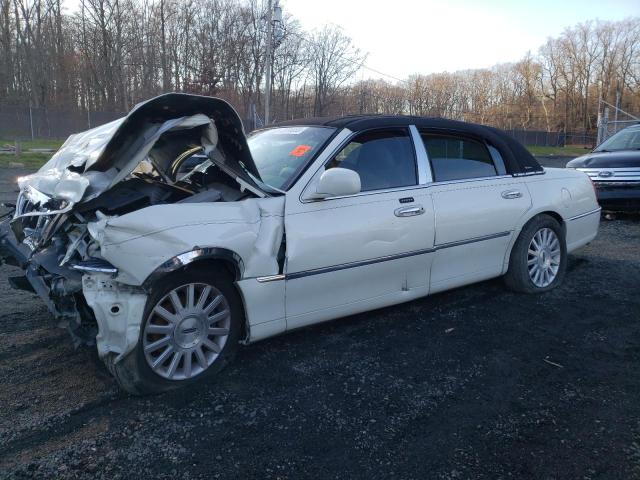 Lincoln Towncar (2004)