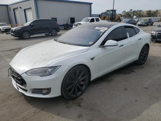 Tesla Model s (2015)