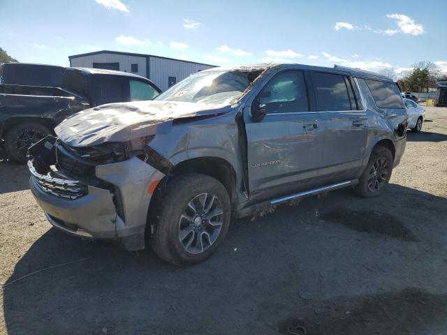 Chevrolet Suburban (2023)