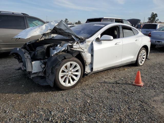 Tesla Model s (2015)