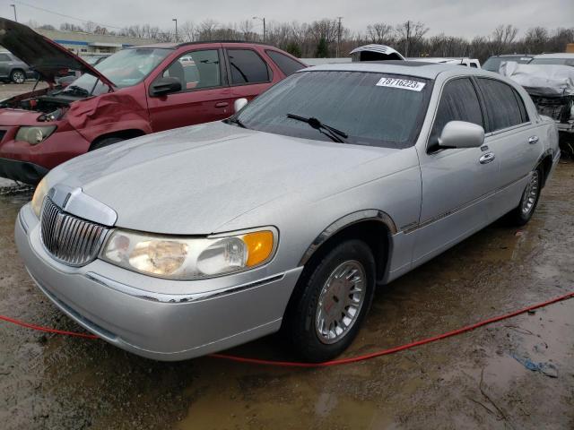 Lincoln Towncar (2000)