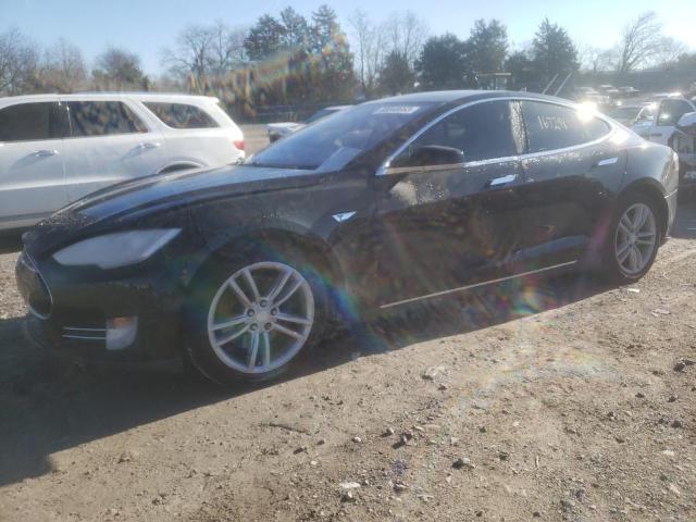 Tesla Model s (2015)