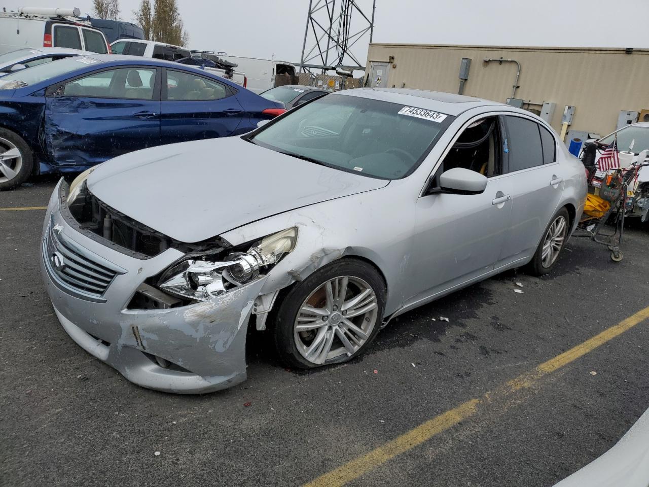 Infiniti G (2013)