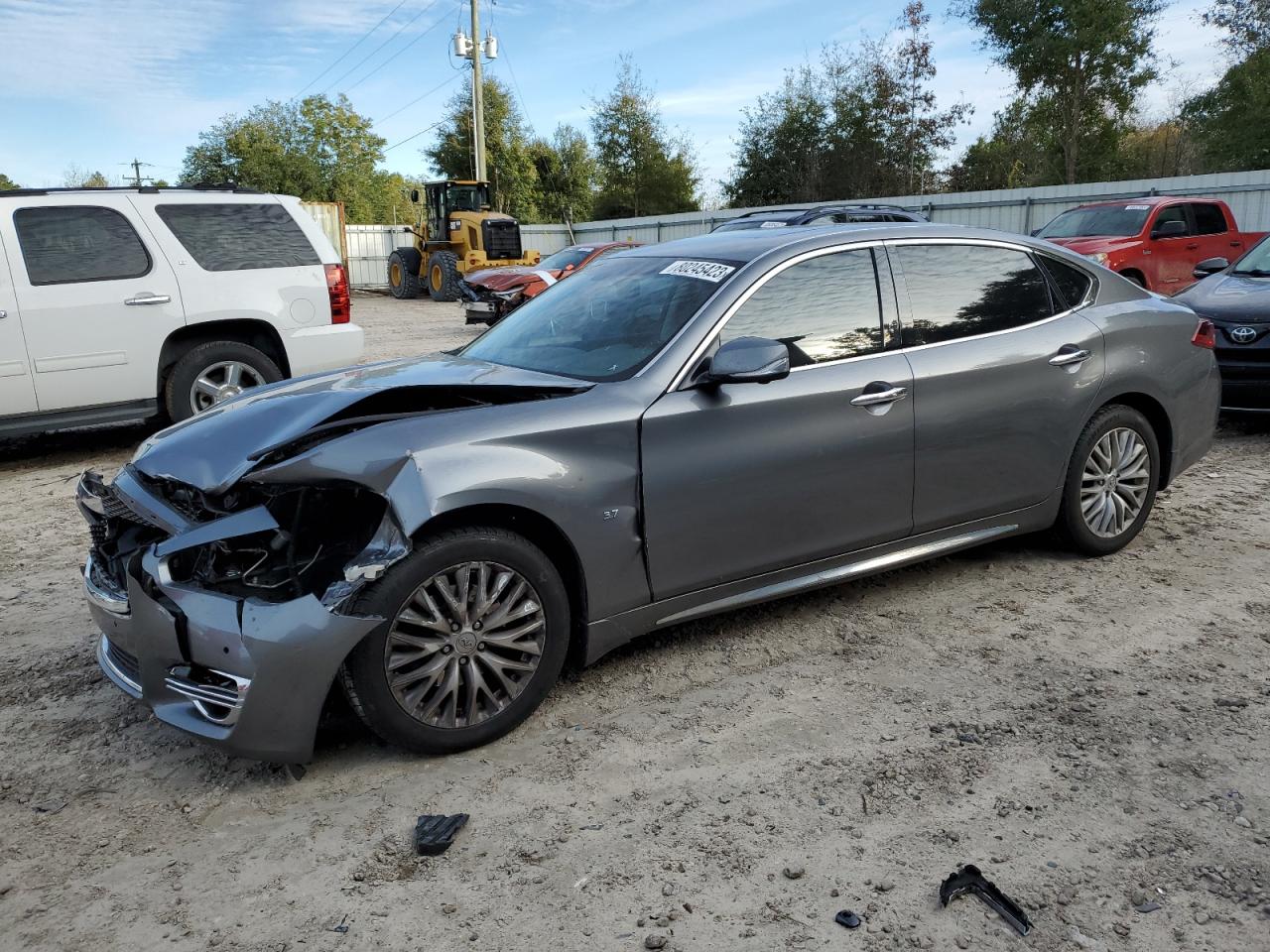 Infiniti Q70 (2016)
