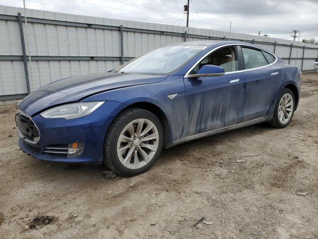 Tesla Model s (2015)