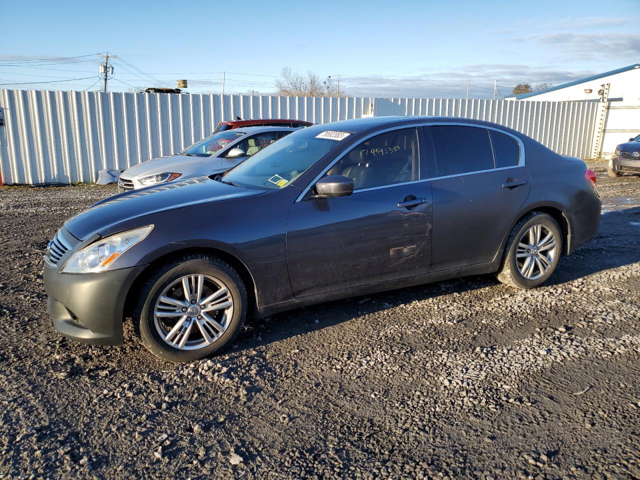 Infiniti G (2011)