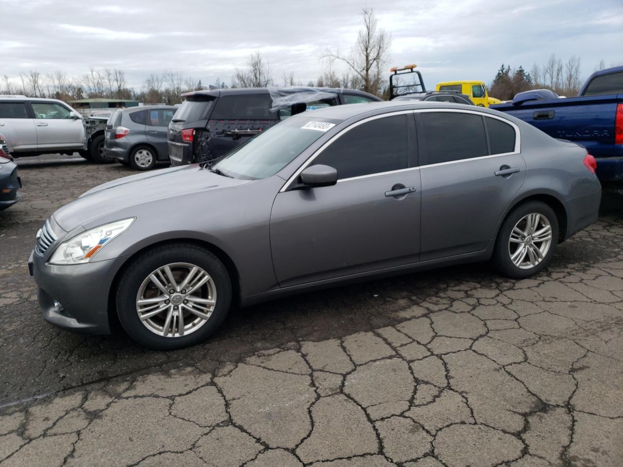 Infiniti G (2013)