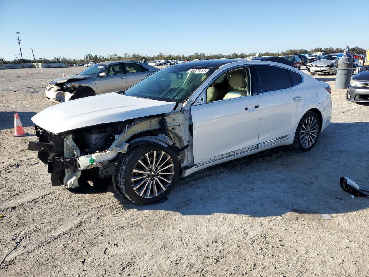 Kia Cadenza (2017)