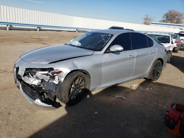 Alfa-romeo Giulia (2017)