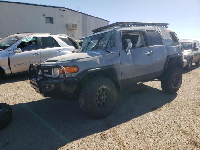 Toyota Fj cruiser (2014)