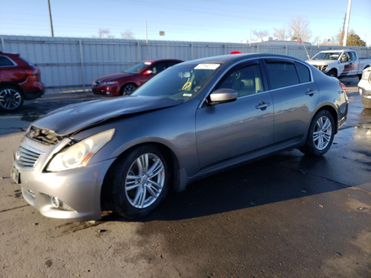 Infiniti G (2012)