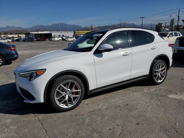 Alfa-romeo Stelvio (2019)