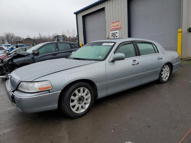 Lincoln Towncar (2006)