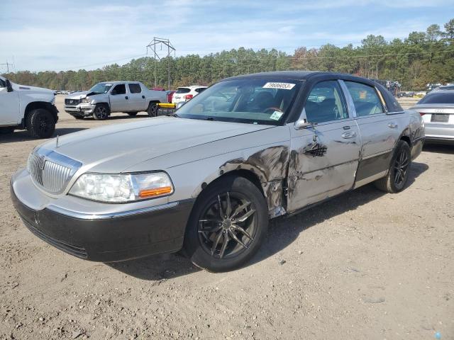 Lincoln Towncar (2009)