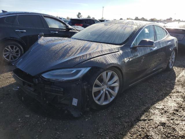 Tesla Model s (2016)