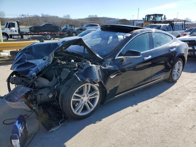 Tesla Model s (2015)