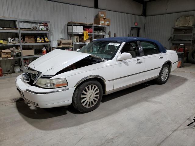 Lincoln Towncar (2003)