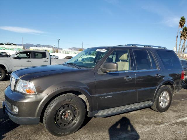 Lincoln Navigator (2005)
