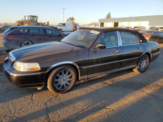 Lincoln Towncar (2006)
